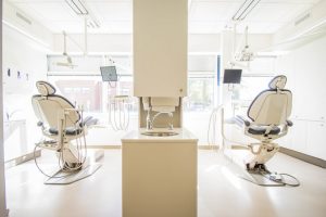 Dlaczego regularne wizyty u stomatologa są tak ważne?